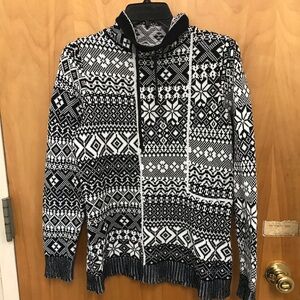 Woolrich | Women's Black and White Printed Turtleneck Sweater - Size M